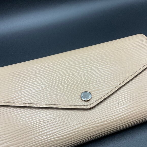A cond Louis Vuitton Portefeuille Sarah Epi Long Wallet - ivory - Picture 3 of 12